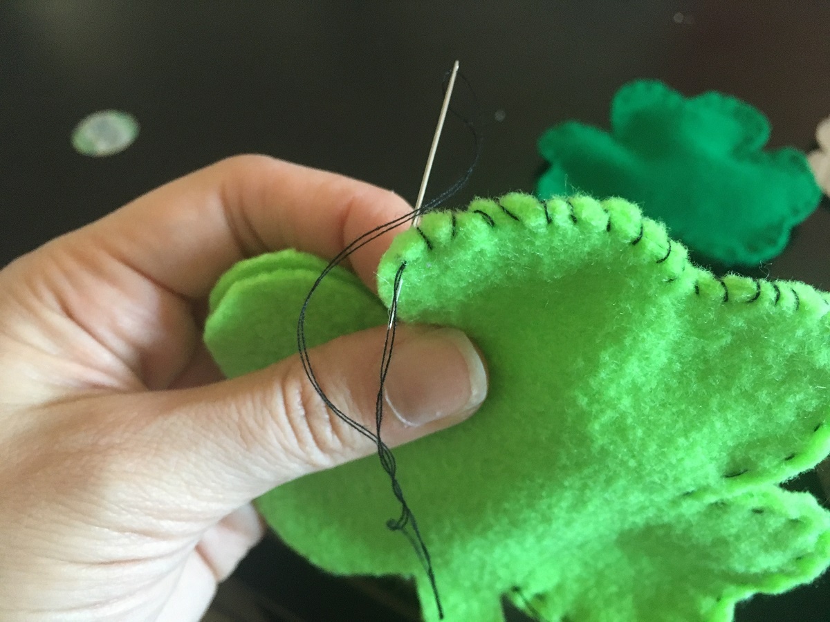 DIY cat toys sew around edges