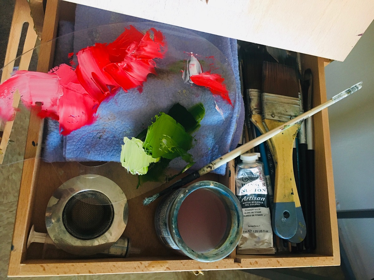 the best easel drawer with painting supplies